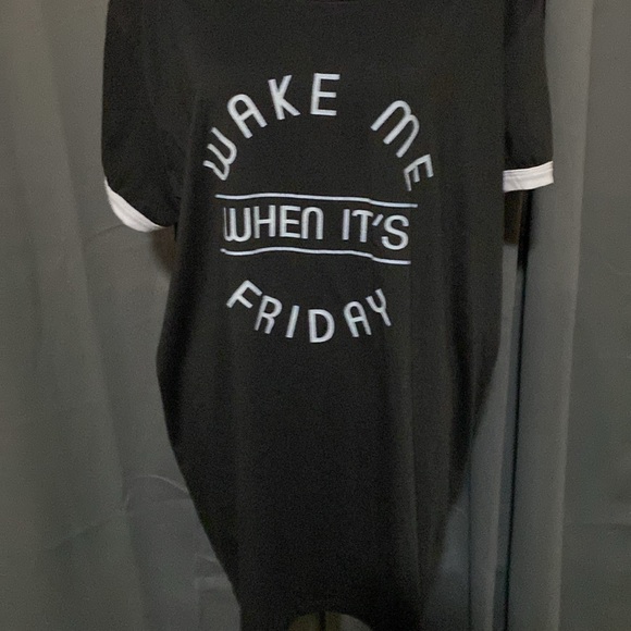 3XL Wake me when it’s Friday 30 inch long - Picture 3 of 6